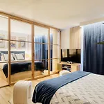 King Size Beds - 2 Bathrooms - 2 Free Parking Apartamento *