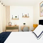 King Size Beds - 2 Bathrooms - 2 Free Parking Apartman