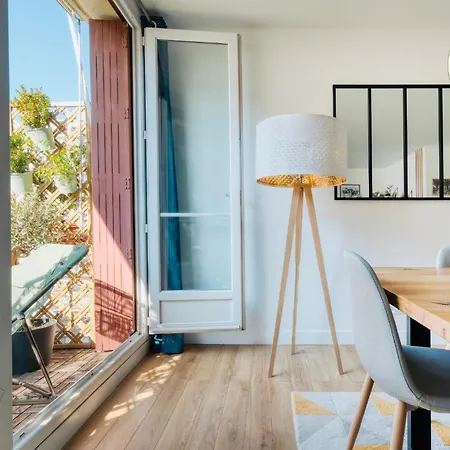 Myjolieparishome - King Size Beds, 2 Bathrooms, Free Parking Париж