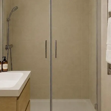 Myjolieparishome - King Size Beds, 2 Bathrooms, Free Parking Παρίσι