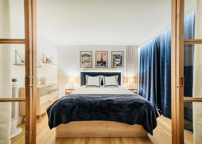 Myjolieparishome - King Size Beds, 2 Bathrooms, Free Parking