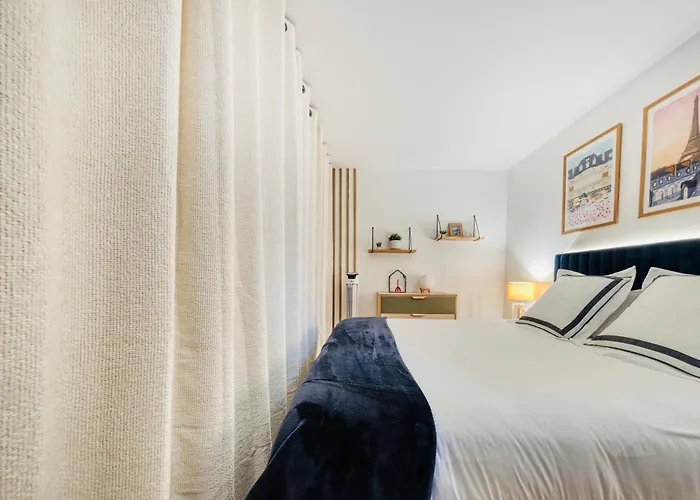 Appartement Myjolieparishome - King Size Beds, 2 Bathrooms, Free Parking Parijs