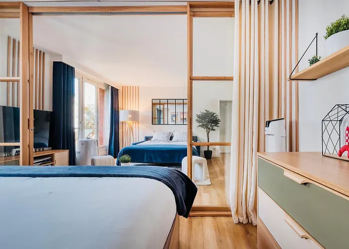 Myjolieparishome - King Size Beds, 2 Bathrooms, Free Parking *