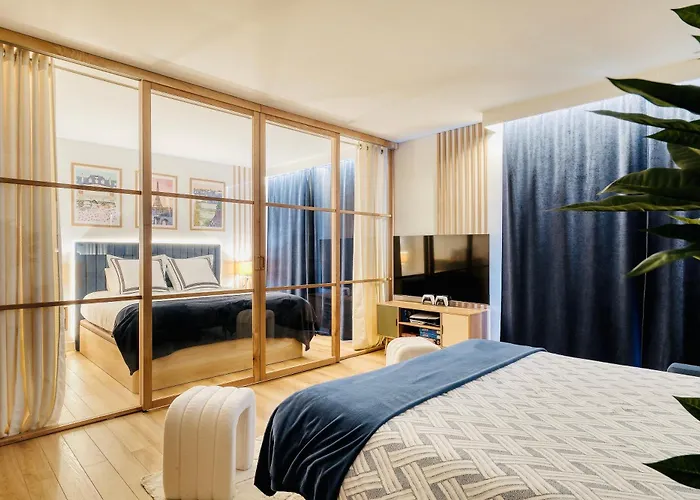 Myjolieparishome - King Size Beds, 2 Bathrooms, Free Parking Appartement *