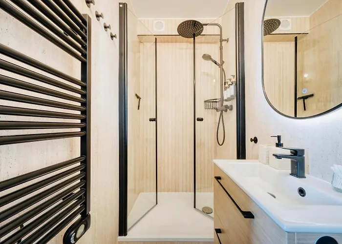 Myjolieparishome - King Size Beds, 2 Bathrooms, Free Parking Parijs