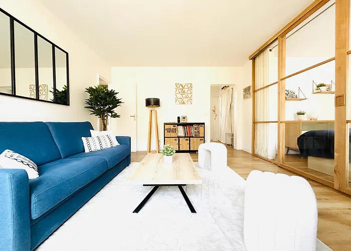 Myjolieparishome - King Size Beds, 2 Bathrooms, Free Parking *