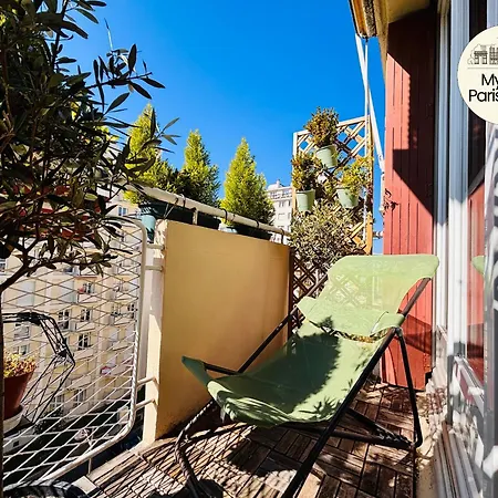 King Size Beds - 2 Bathrooms - 2 Free Parking Apartamento París